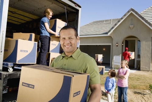 Local man and van service transporting boxes and household items