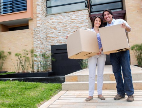 Professional movers handling access challenges in Brompton streets